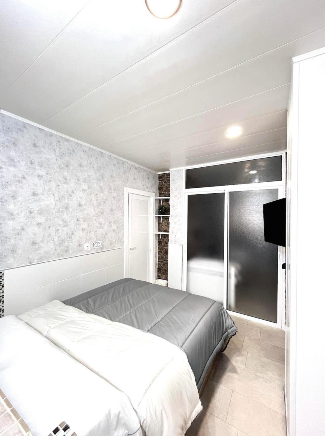 Apartamento En Casco Antiguo De Alicante Luaran gambar