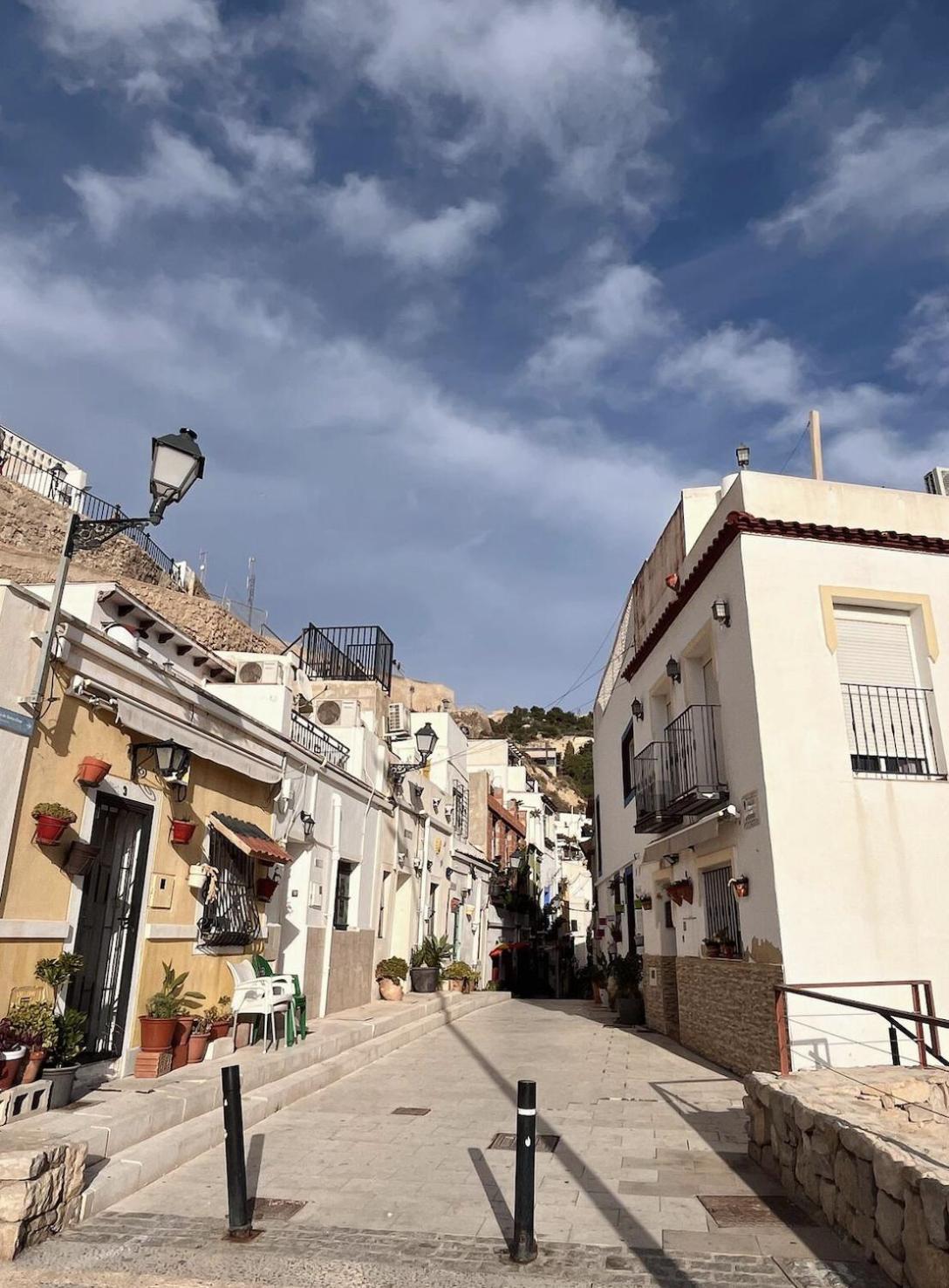 Apartamento En Casco Antiguo De Alicante Luaran gambar